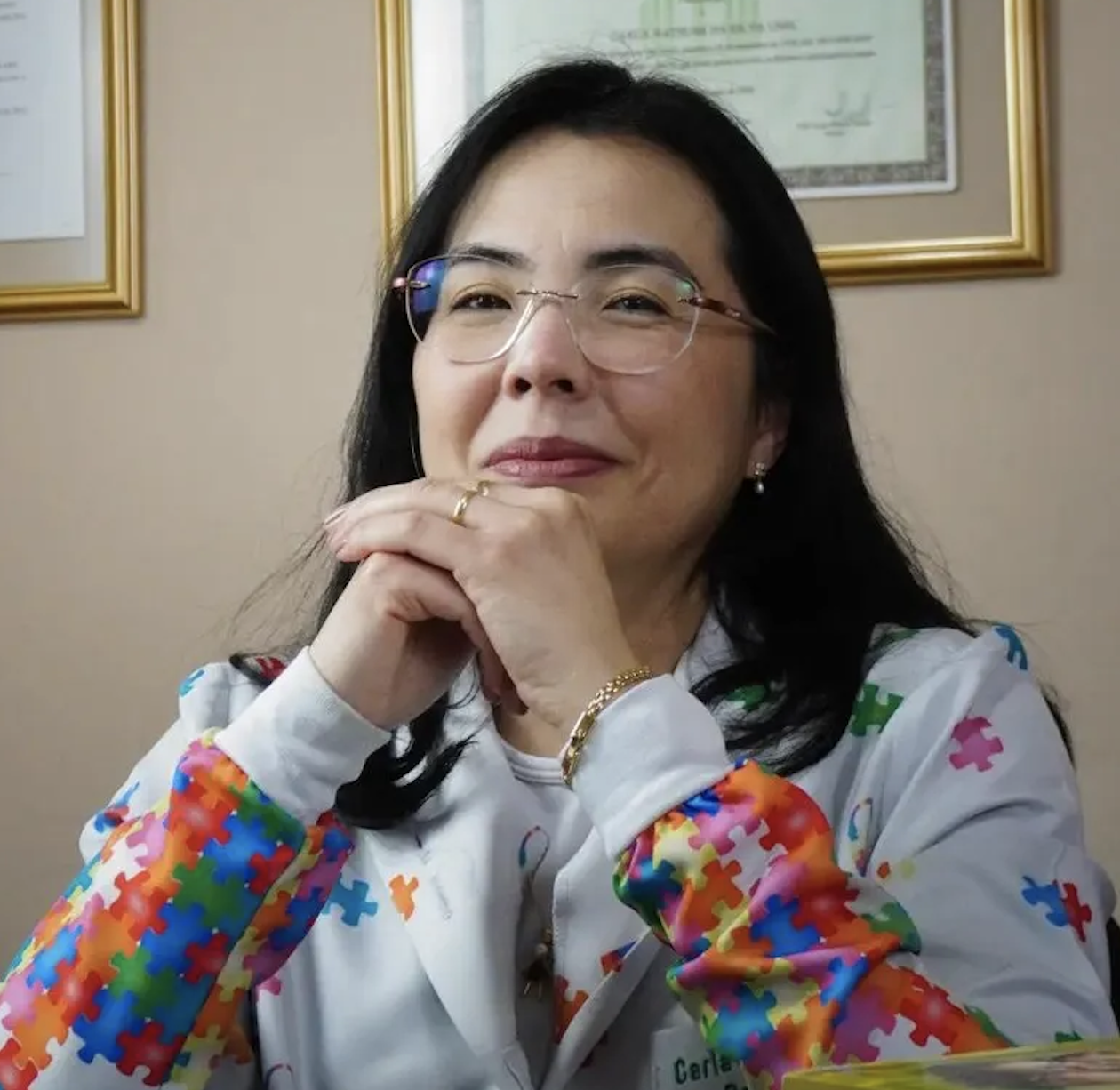 Carla Uno Lira, Psicóloga